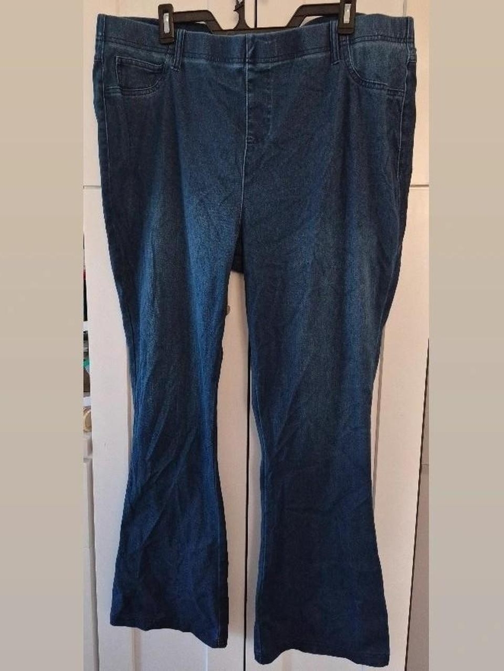 Serra Dark Blue Flare Jeans